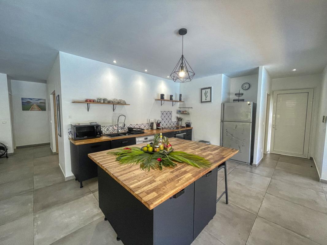 11-Location villa piscine Saint François Guadeloupe_cuisine